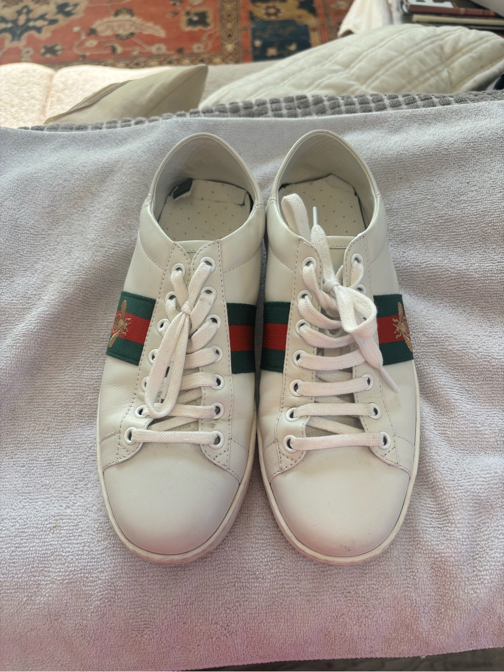 Gucci White Leather women Sneakers with Green & Red Stripe